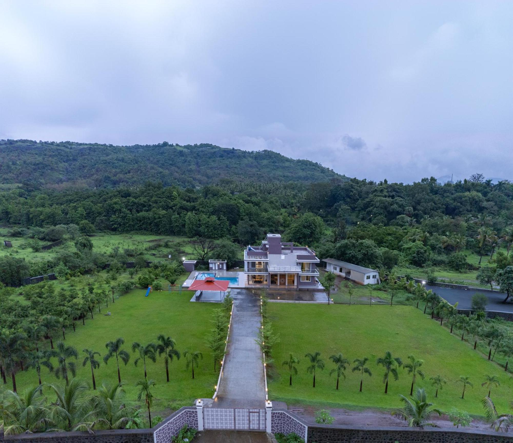 Stayscape Shreeji Farms 4Bhk Karjat Exterior foto