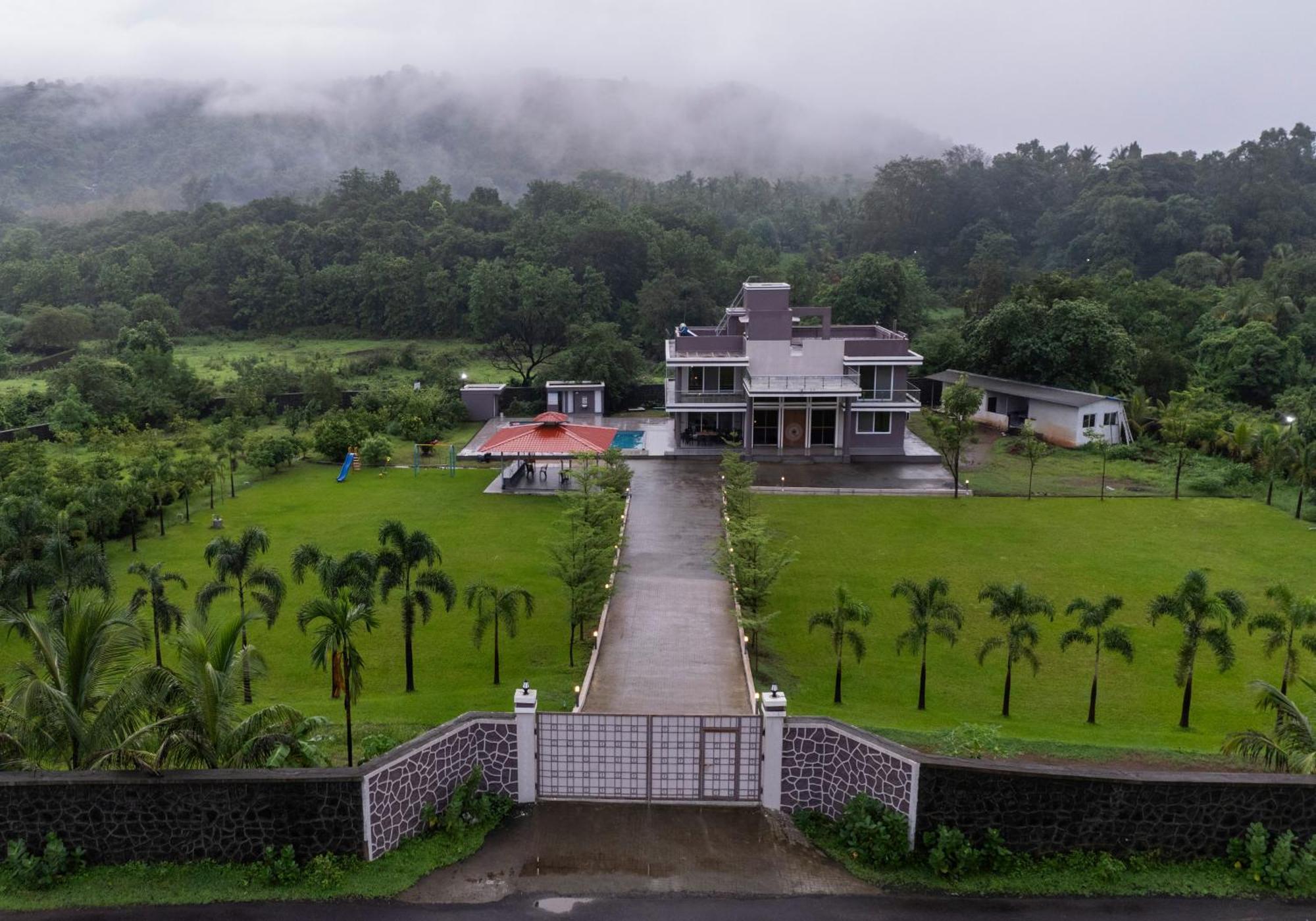 Stayscape Shreeji Farms 4Bhk Karjat Exterior foto